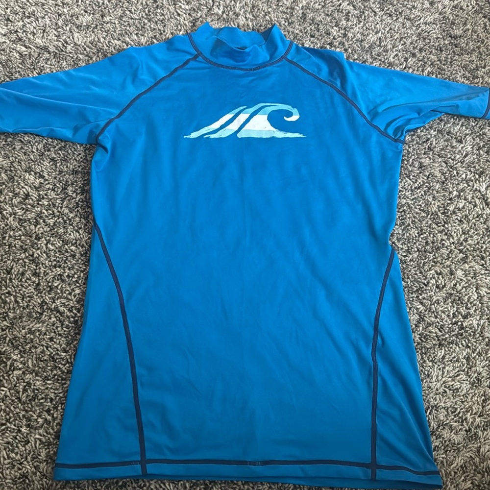 TSLA men’s rash guard size xsmall- B3